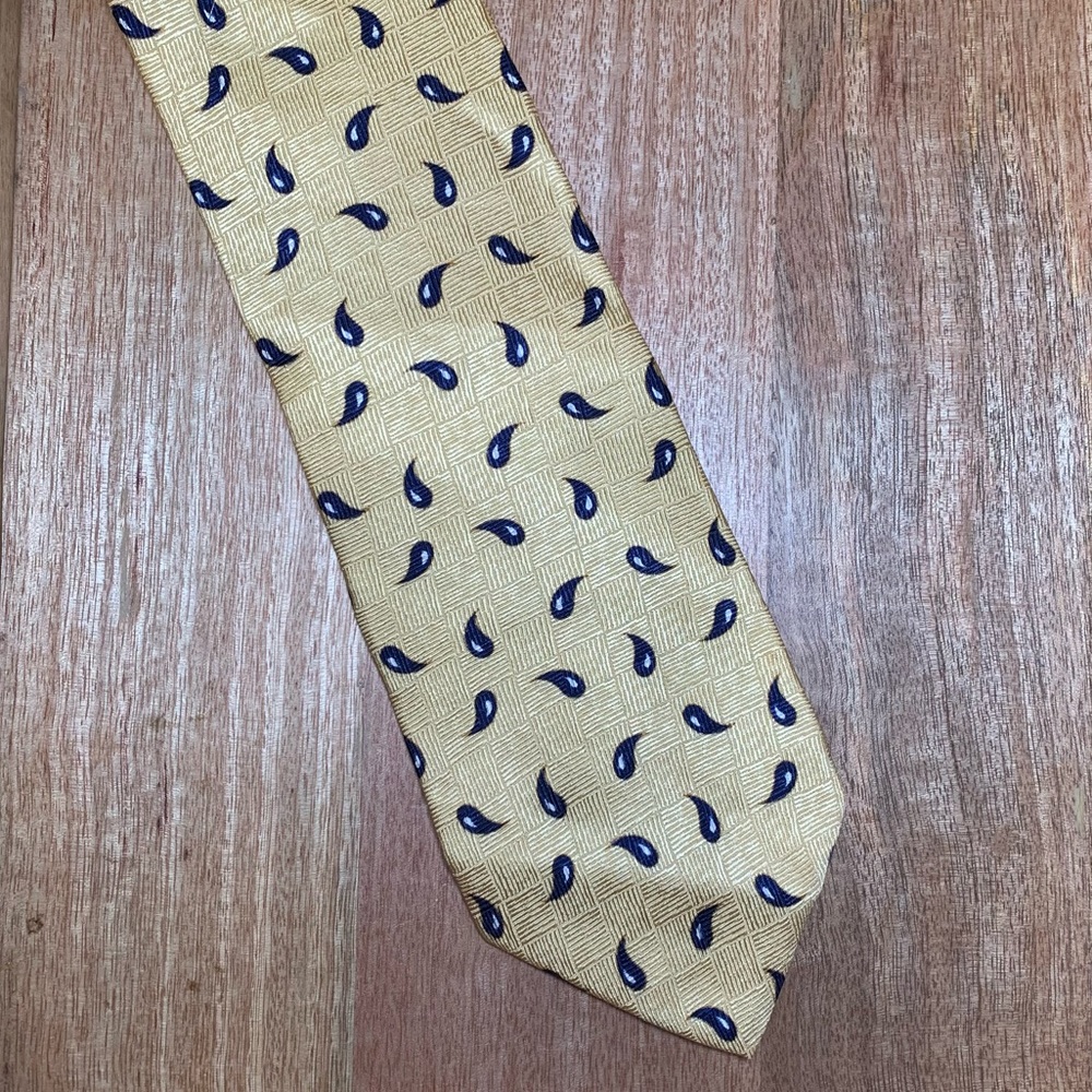 Men’s Bill Blass NEO Geometric Polka Dot Silk Neck Tie 59 X 4 100% Silk